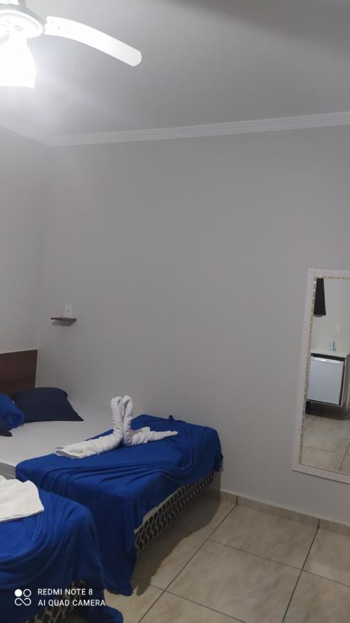 Pousada Quarto Com Frigobar,Ar E Garagem Gratuita Hotell Aparecida  Exteriör bild